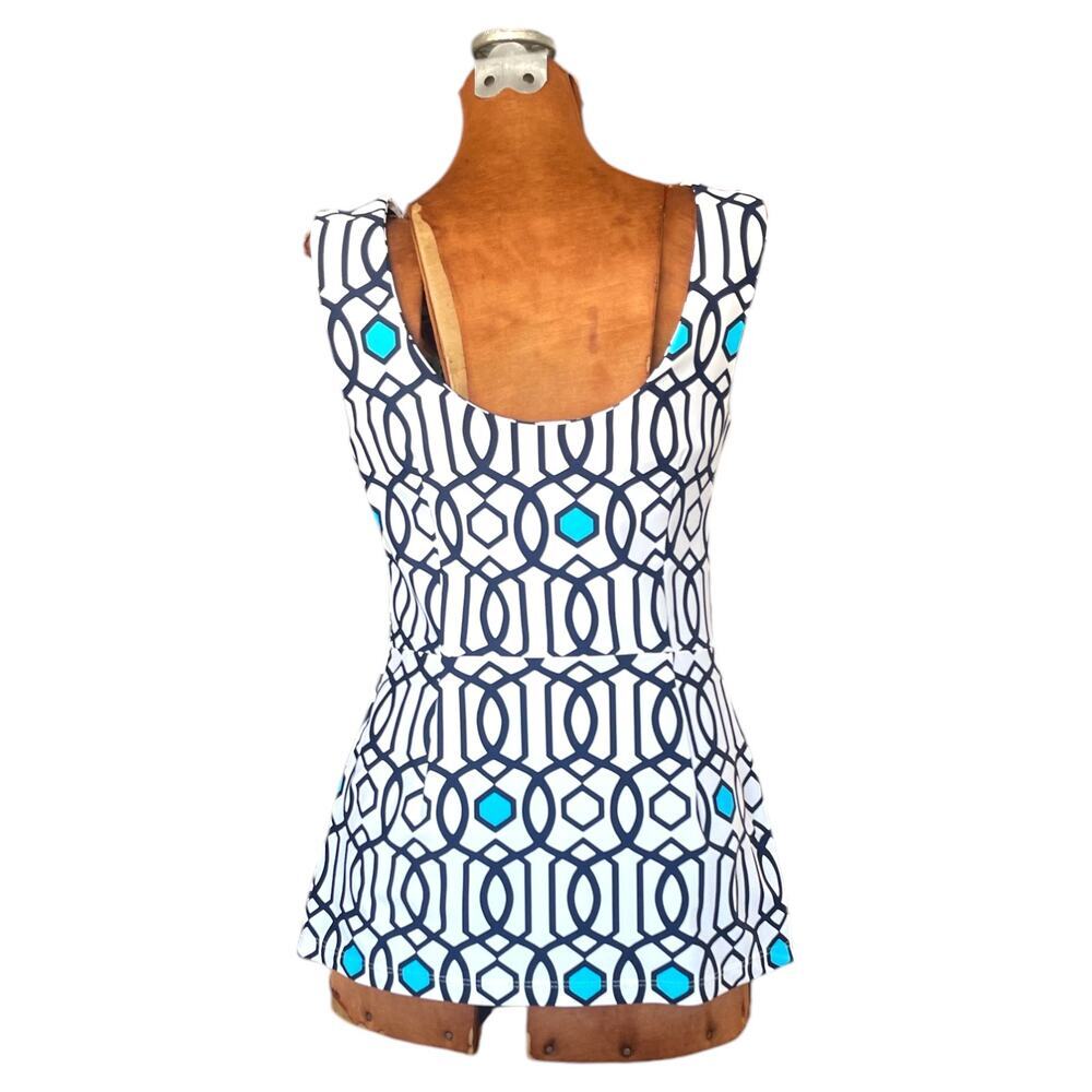 Jude Connally Sz S Graphic Print Peplum Top Stretch Career Casual Preppy Classic - Picture 2 of 9